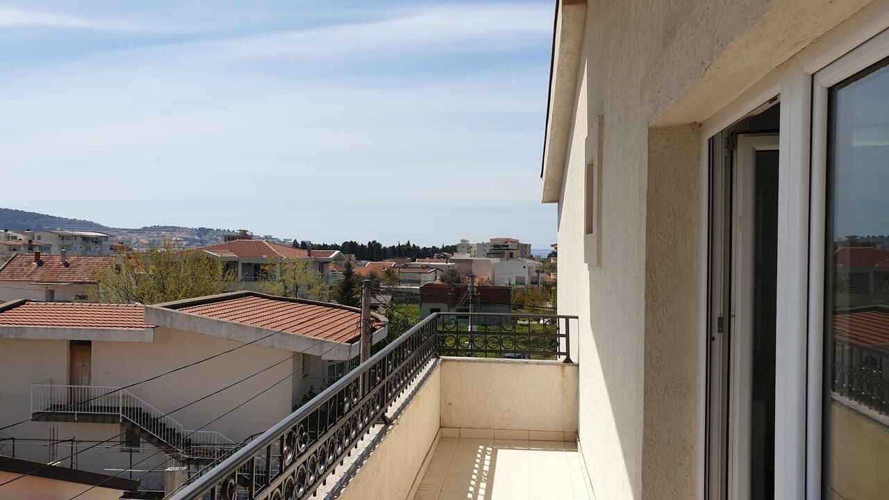Отели типа «постель и завтрак» Vladimir Apartments Шушань