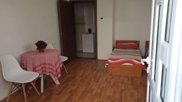 Отели типа «постель и завтрак» Vladimir Apartments Шушань-13